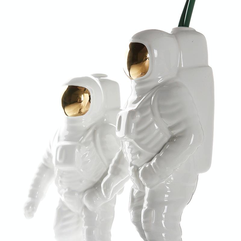 Salute Astronaut Ceramic Vase - Tabletop Decor with Dried Flowers - Silver