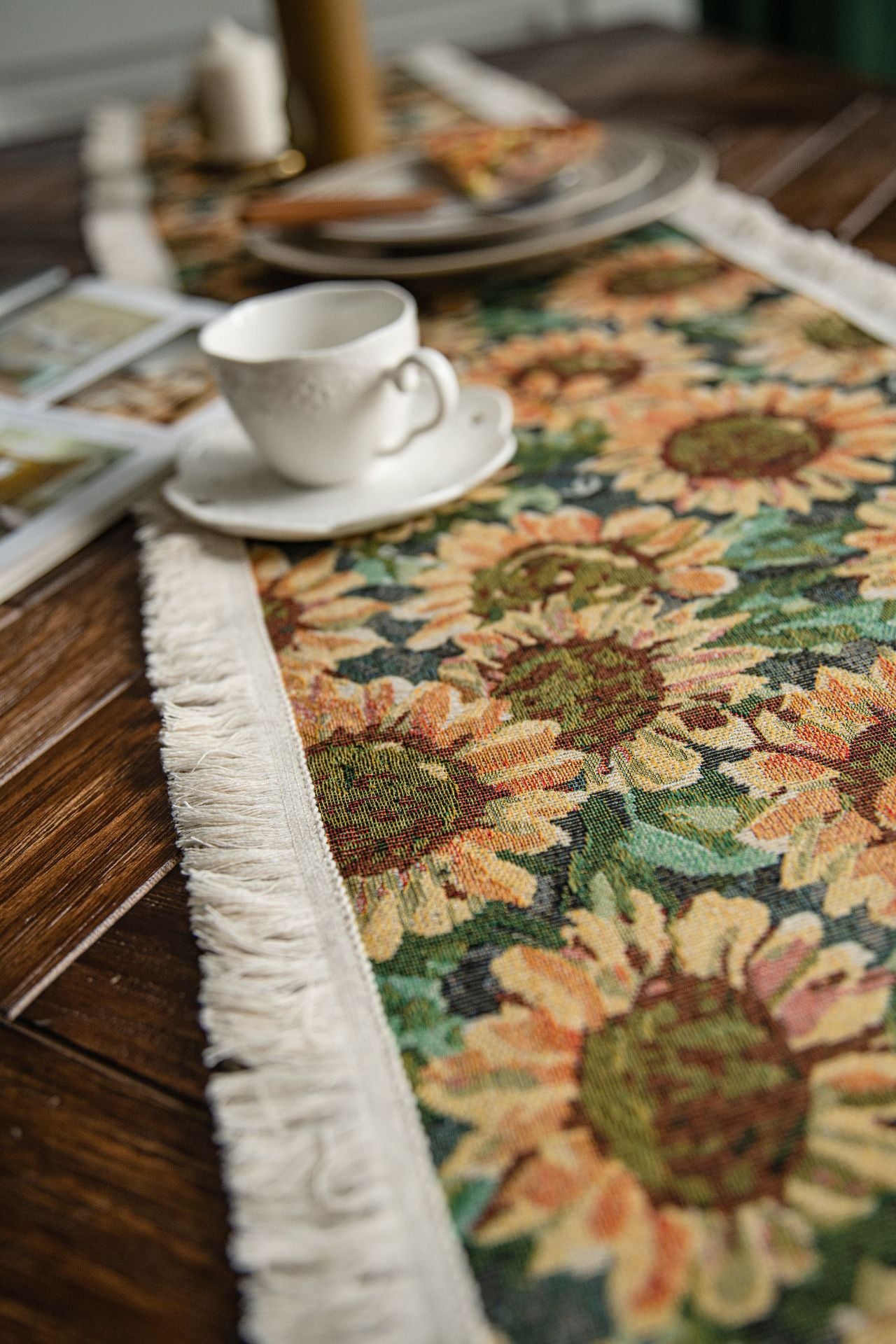 Sunflower Table Runner with Fringe - Jacquard Woven Cotton Blend (30x160cm)